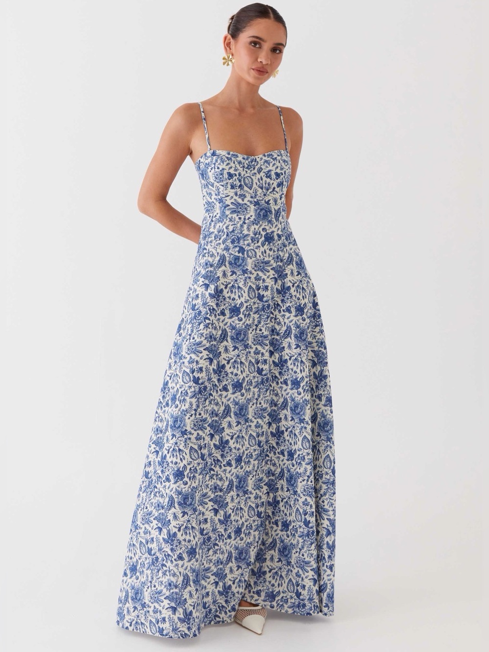 Peppermayo Exclusive
Angelina Linen Maxi Dress - Blue Paisley